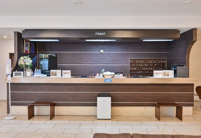 Front & Lobby